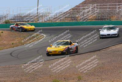 media/May-31-2025-CalClub SCCA (Sat) [[2c1a04e1ee]]/Race/Group 4/Turn 4b/
